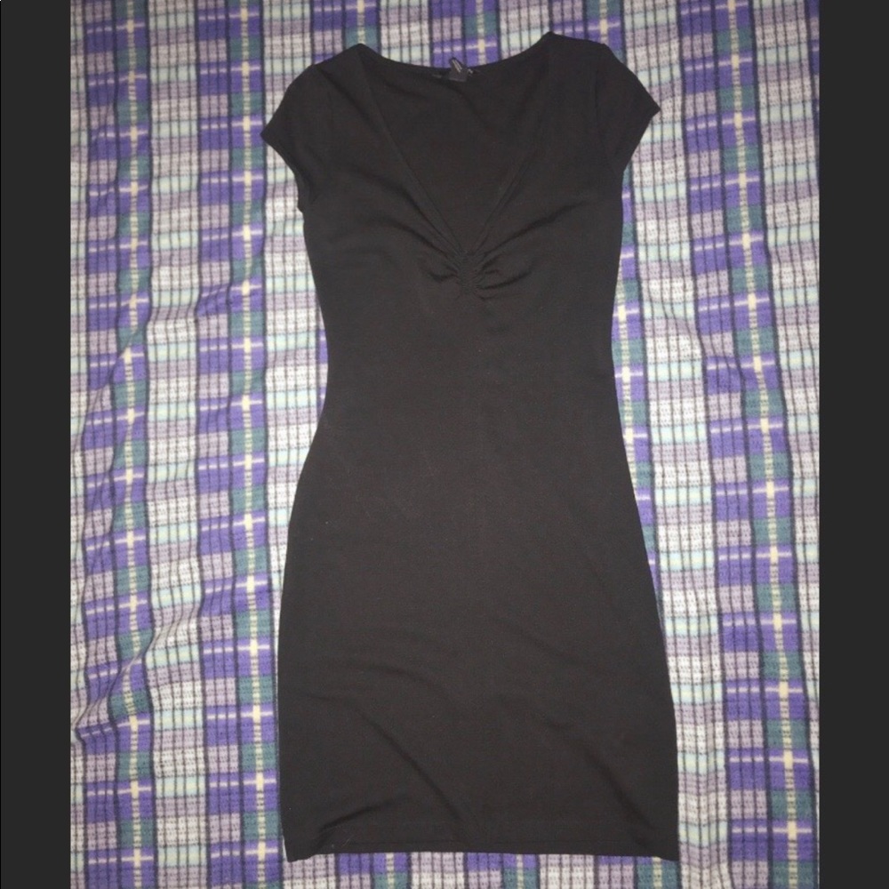 ❌H&M black dress